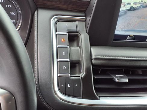 Used 2023 Chevrolet Tahoe LS w/ Driver Alert Package image 7