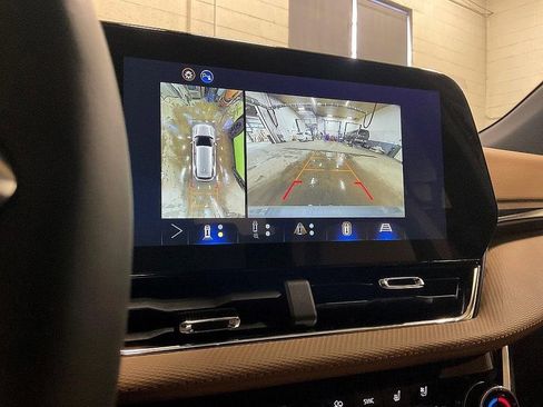 New 2026 Chevrolet Equinox ACTIV w/ Convenience Package III image 5