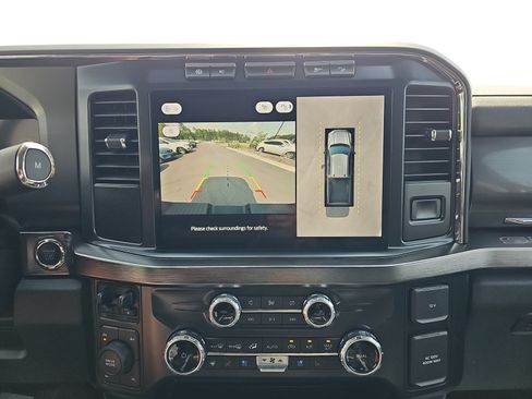 Used 2024 Ford F250 Lariat w/ FX4 Off-Road Package AWD/4WD image 21