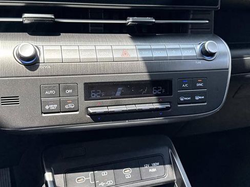 Certified 2024 Hyundai Kona SEL FWD image 23