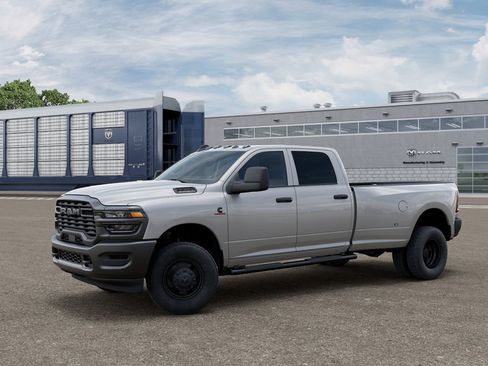 New 2026 RAM 3500 Tradesman AWD/4WD image 2
