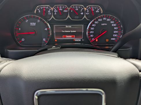 Used 2015 GMC Sierra 2500 SLT w/ Duramax Plus Package AWD/4WD image 33