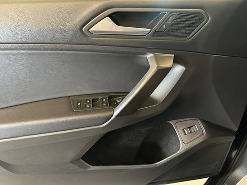 Used 2021 Volkswagen Tiguan SEL AWD/4WD image 20