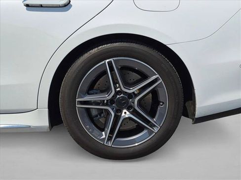 Used 2024 Mercedes-Benz S 580e 4MATIC Sedan image 23