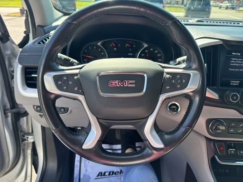Used 2020 GMC Terrain SLT w/ Preferred Package AWD/4WD image 22