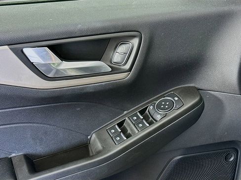 Used 2021 Ford Escape SEL image 24