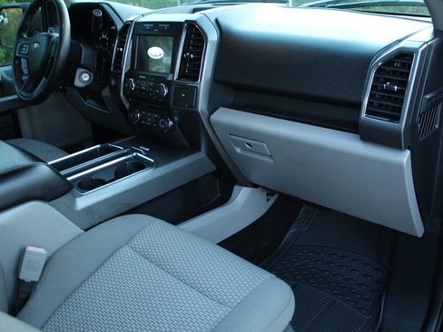 Used 2018 Ford F150 XLT w/ Equipment Group 302A Luxury image 13