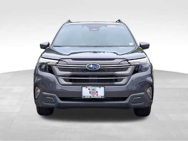 Used 2026 Subaru Forester Premium AWD/4WD image 2