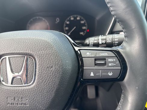 Used 2025 Honda CR-V EX-L image 16