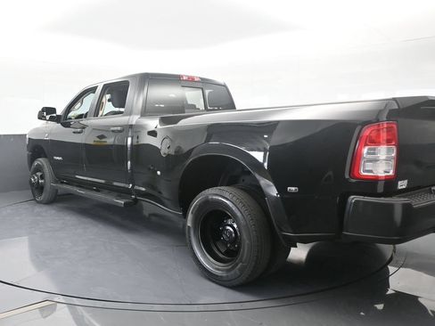 Used 2019 RAM 3500 Tradesman RWD image 4