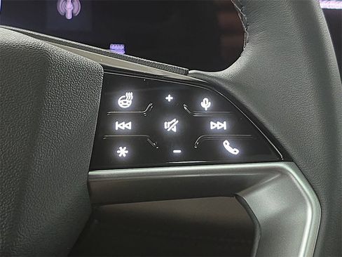 New 2025 Audi Q6 e-tron Premium image 13