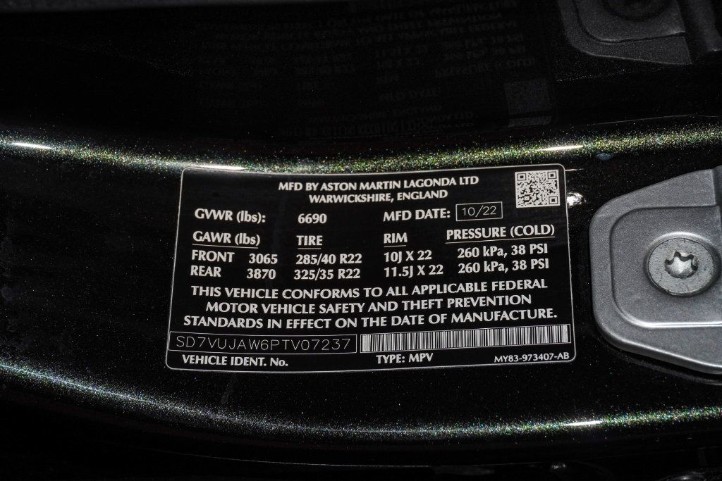 Used 2023 Aston Martin DBX AWD/4WD image 35