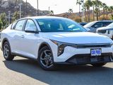 New 2025 Kia K4 LXS image 2