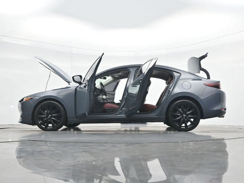 Used 2023 MAZDA MAZDA3 s image 40