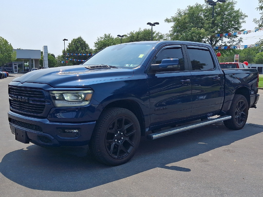 Used 2023 RAM 1500 Laramie AWD/4WD image 3