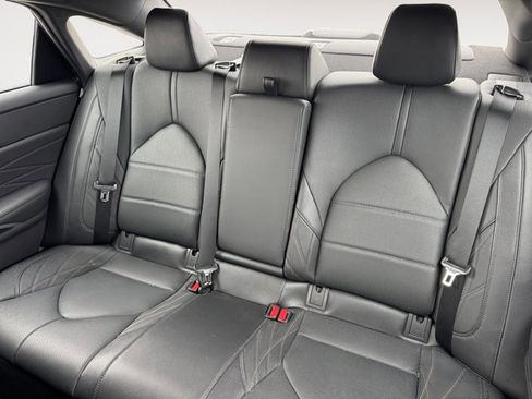 Certified 2021 Toyota Avalon Limited w/ Advanced Safety Package image 17