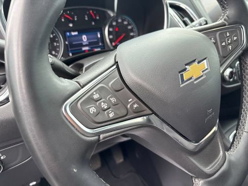 Used 2024 Chevrolet Equinox LT FWD image 21