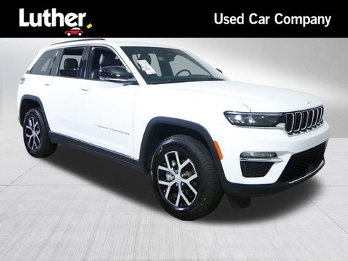 Used 2024 Jeep Grand Cherokee Limited AWD/4WD image 1