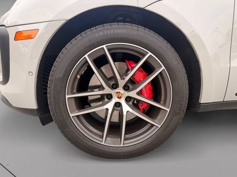 Used 2023 Porsche Macan S AWD/4WD image 31