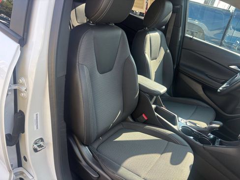 Used 2026 Buick Encore GX Preferred FWD image 30