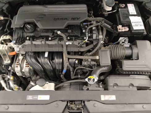 Used 2023 Hyundai Elantra SEL w/ Convenience Package FWD image 30