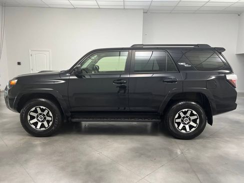 Used 2024 Toyota 4Runner TRD Off-Road image 4