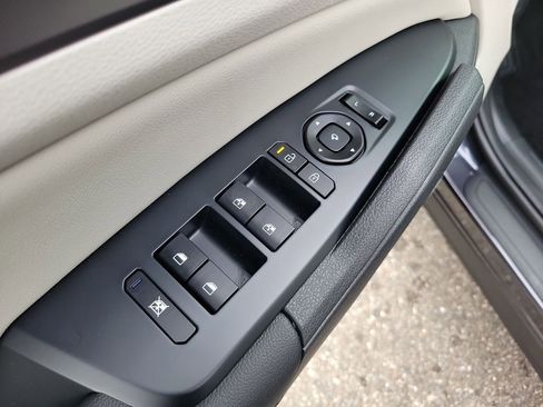 New 2026 Kia Sportage SX image 22