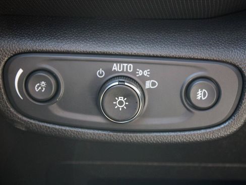 Used 2023 Chevrolet TrailBlazer LT FWD image 27