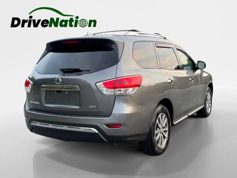 Used 2016 Nissan Pathfinder S AWD/4WD image 5