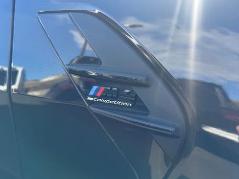 Used 2022 BMW M4 xDrive Competition w/ M Carbon Exterior Package AWD/4WD image 7