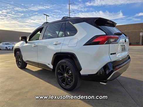 Used 2022 Toyota RAV4 XSE image 4