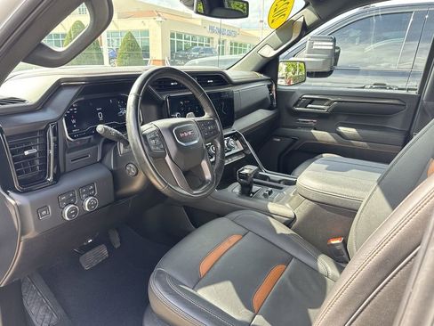Certified 2024 GMC Sierra 1500 AT4 w/ AT4 Preferred Package AWD/4WD image 14