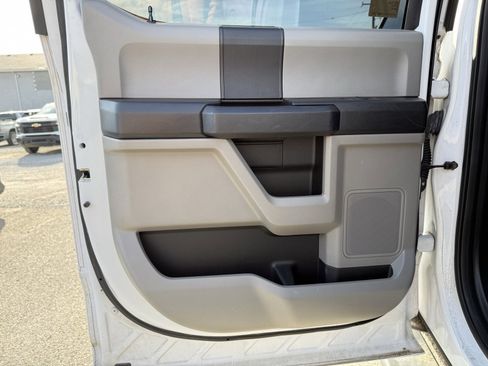 Used 2017 Ford F150 XL w/ Equipment Group 101A Mid image 10