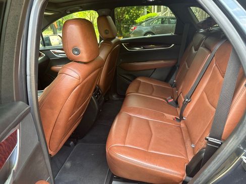Used 2019 Cadillac XT5 Luxury AWD/4WD image 33