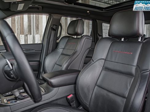 Used 2018 Jeep Grand Cherokee Trailhawk w/ Trailhawk Luxury Group image 13