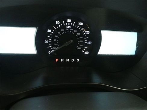 Used 2018 Ford Fusion SE w/ Fusion SE Technology Package image 11