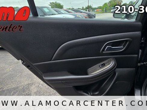 Used 2016 Chevrolet Malibu LTZ FWD image 28
