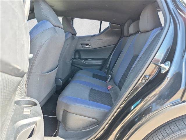 Used 2021 Toyota C-HR XLE FWD image 16