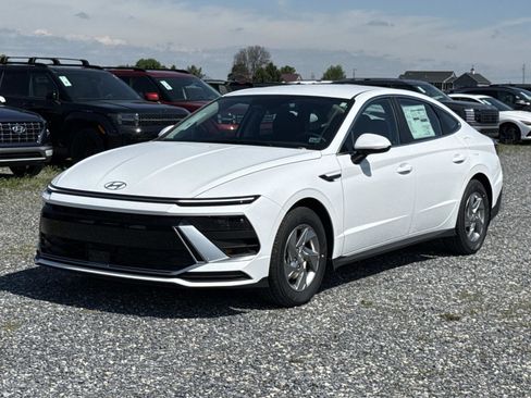 New 2026 Hyundai Sonata SE FWD image 15