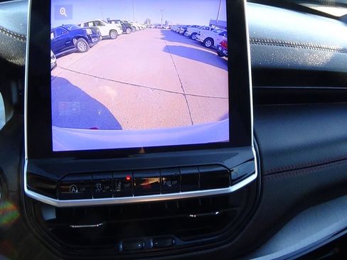 Certified 2024 Jeep Compass Trailhawk w/ Sun and Sound Group image 33