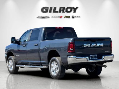 Used 2025 RAM 2500 Big Horn AWD/4WD image 6