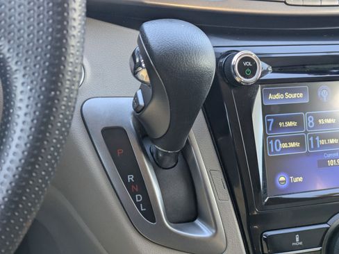 Used 2014 Honda Odyssey EX image 16