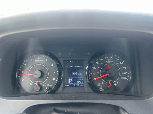 Used 2016 Toyota Sienna LE FWD image 5
