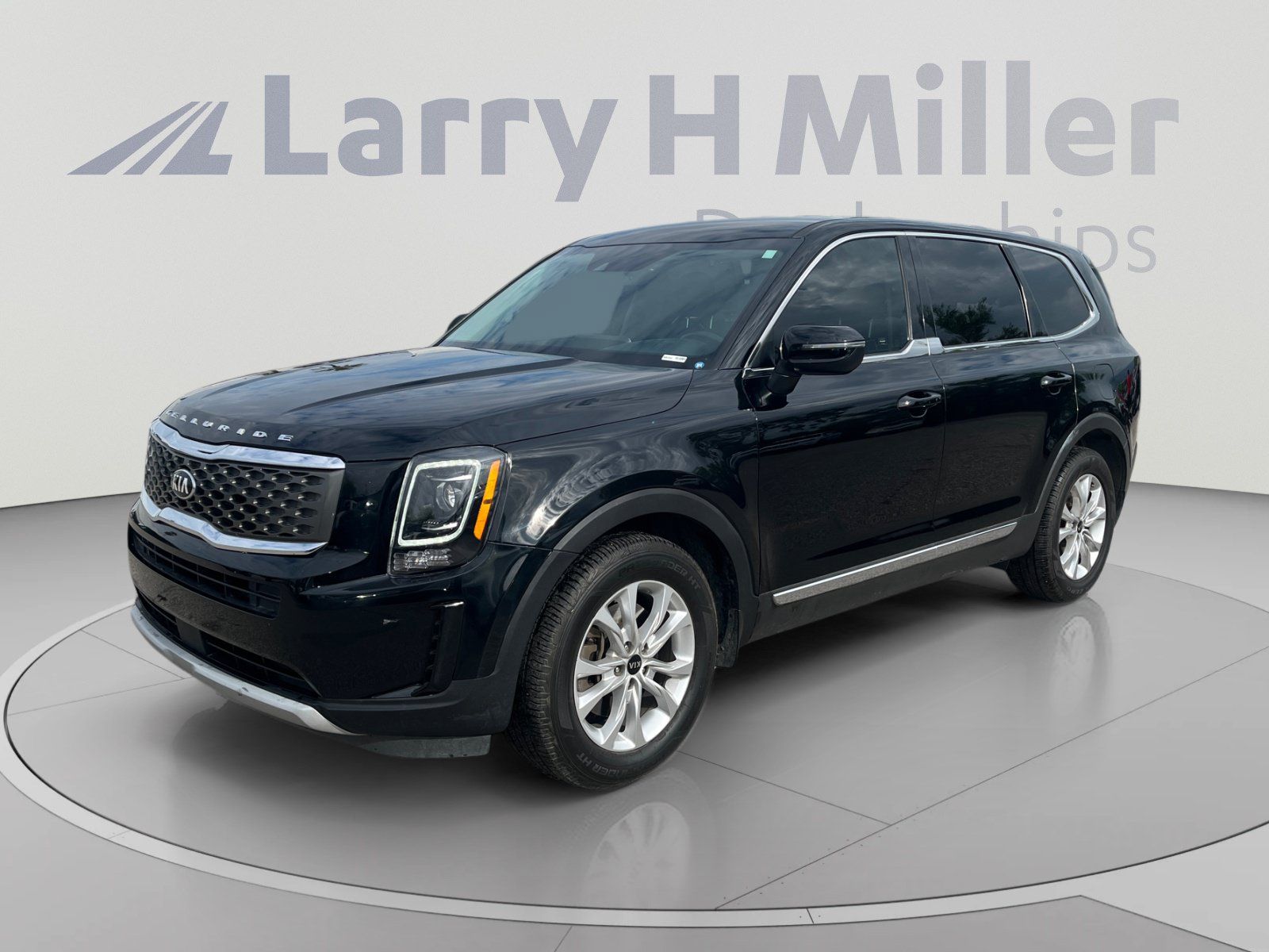 Used 2020 Kia Telluride LX FWD image 1