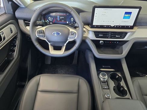 New 2025 Ford Explorer Active w/ Active Comfort Package image 20
