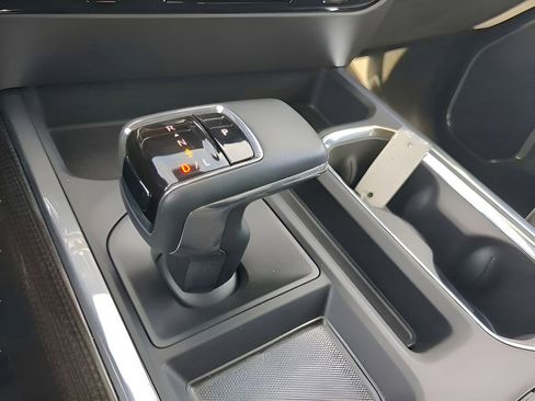 Used 2024 Chevrolet Silverado 1500 LT Trail Boss w/ LT Trail Boss Premium Package image 36