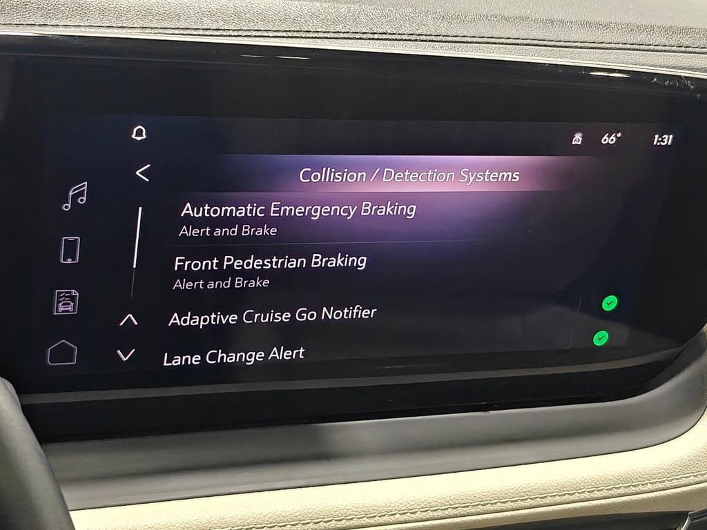 Used 2024 Buick Encore GX Avenir w/ Avenir Technology Package AWD/4WD image 40