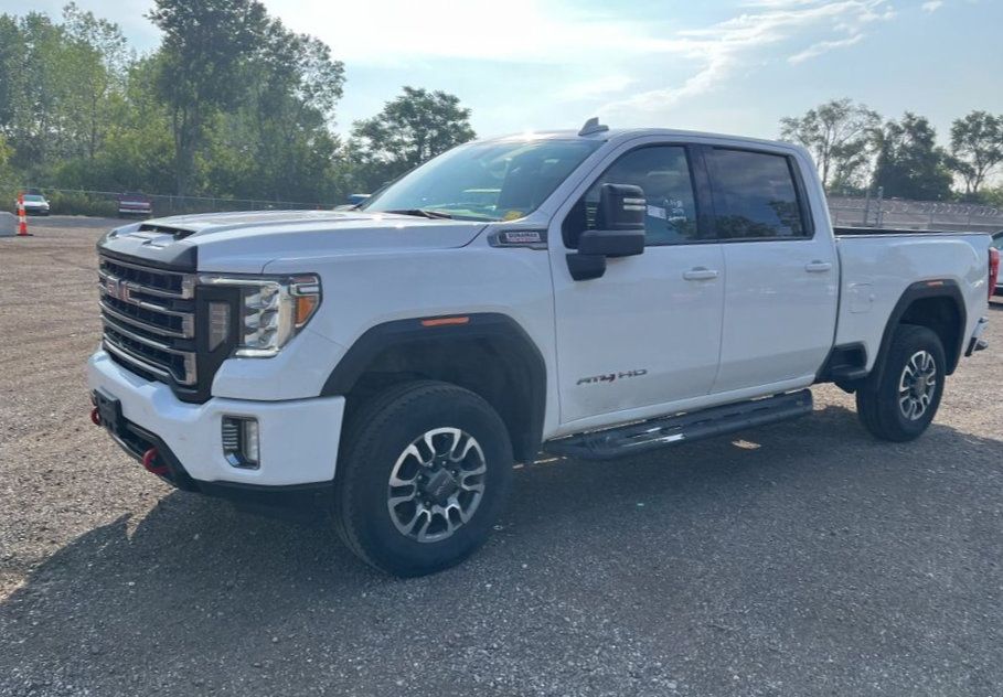 Used 2023 GMC Sierra 2500 AT4 w/ Gooseneck/5TH Wheel Package AWD/4WD image 2