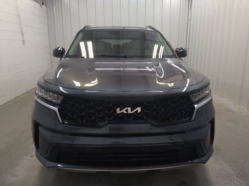Used 2022 Kia Sorento S FWD image 14