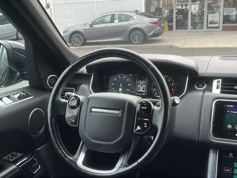 Used 2018 Land Rover Range Rover Sport HSE image 21